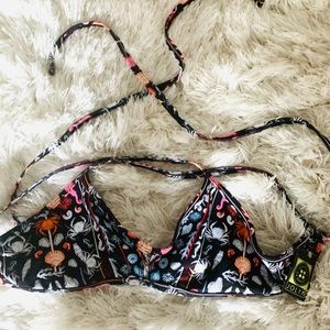 NWT Jolyn Vent bikini tie back top